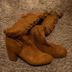 Hot Kiss Brown Heeled Boots